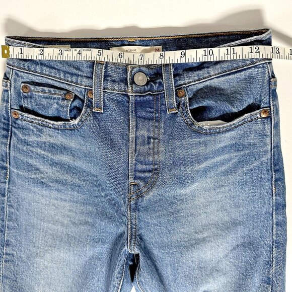 Levi's Wedgie Straight Jean - Picture 13 of 14